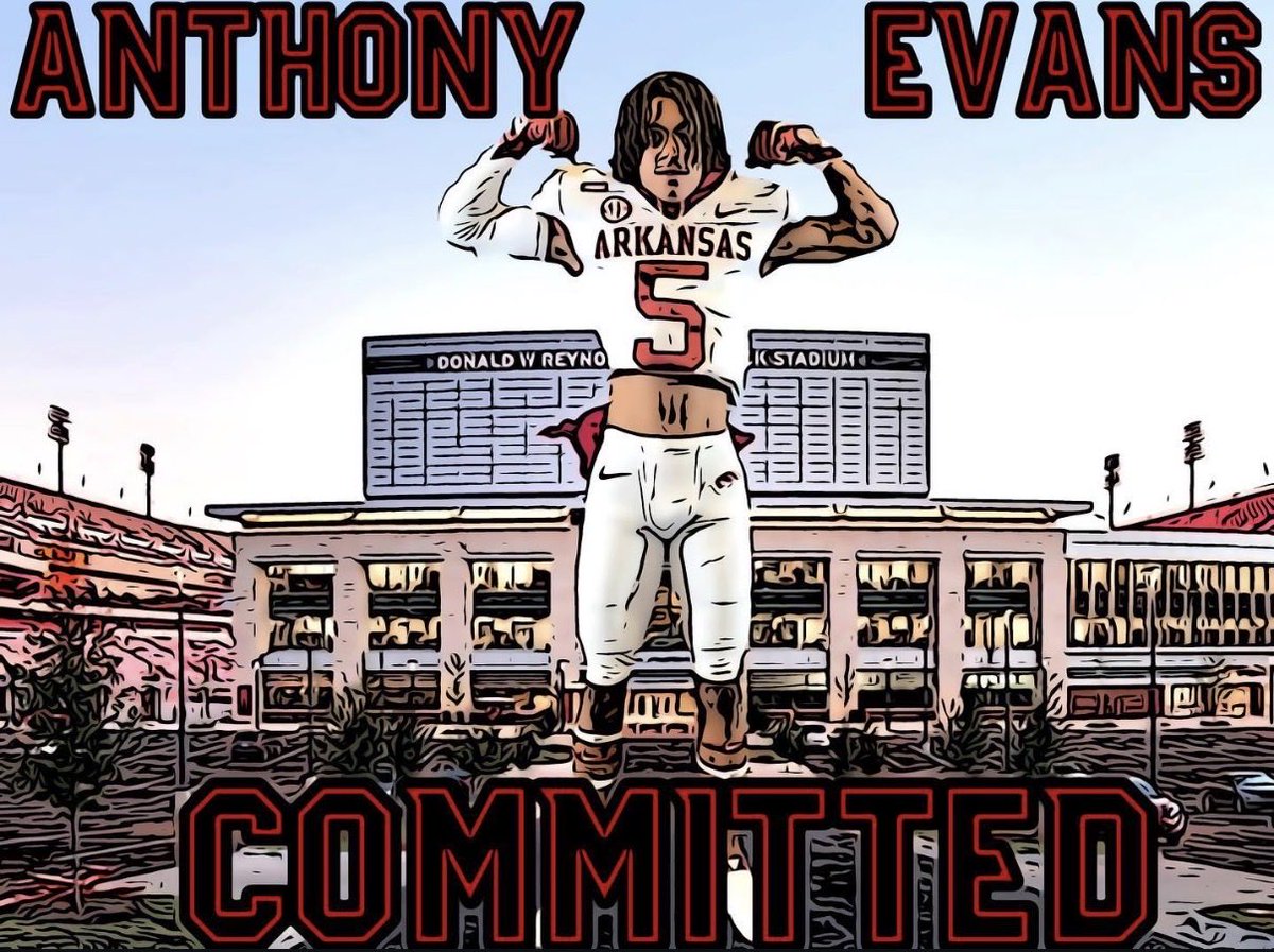 ArkRecuriting94's tweet photo. The SEC’s Leading Receiver and Rusher were both former Arkansas commits https://t.co/r66lb2ezQd