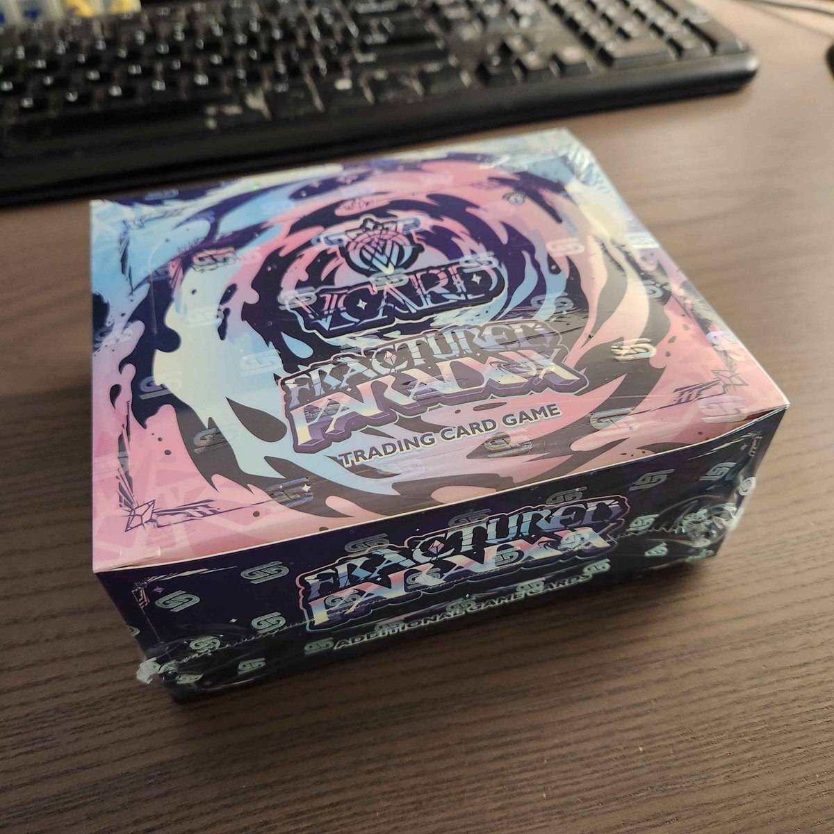TheDrKrazy's tweet photo. Tonight! No Games at the start. Instead I'll be tasting #Oreos and Opening @GamerSupps #VCARD packs. The Running Joke is I'm hoping to pull a "Personality" that I know isn't in this expansion. https://t.co/JW1pllwPOy