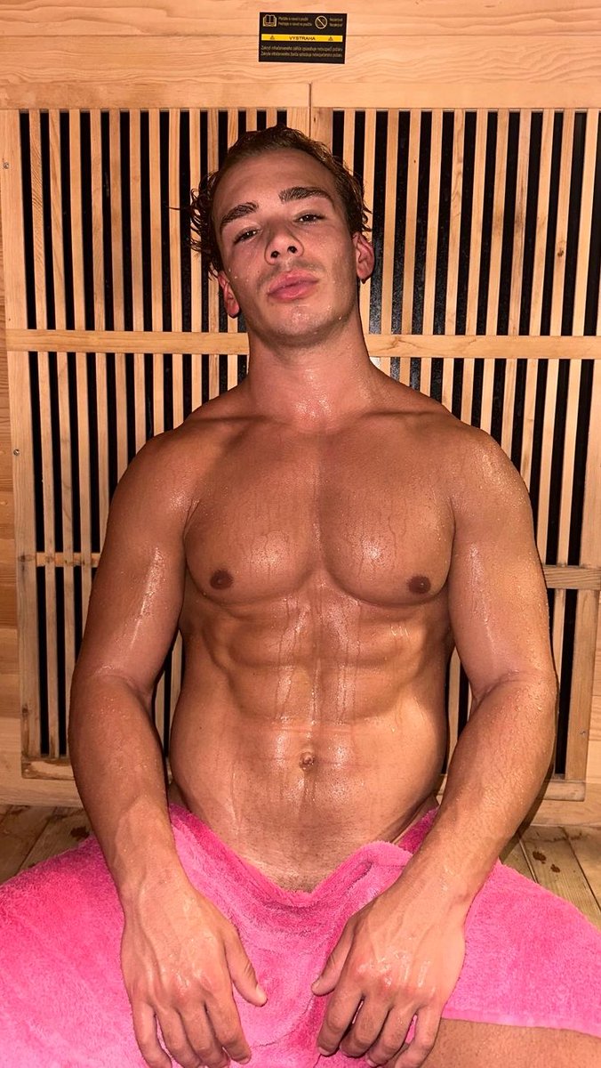 itsmayaboy's tweet photo. I just wanna make you sweat💦 https://t.co/D9DQNsR69O