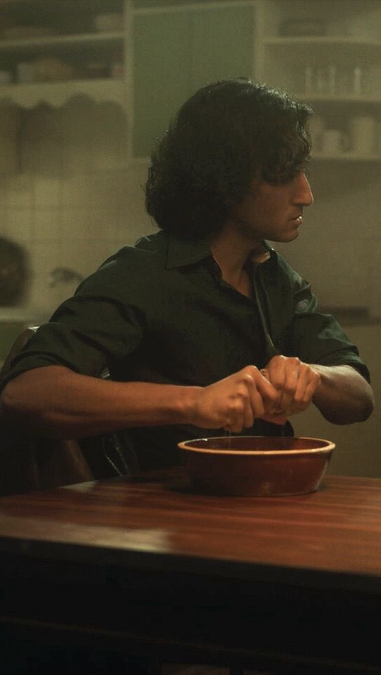 ariesmandeo's tweet photo. literally anything he does is attractive https://t.co/aXBjKXtjx0