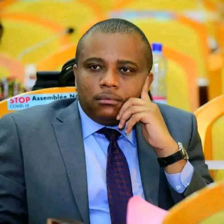 TcheluBora243's tweet photo. 🇨🇩RDC|DIALOGUE NATIONAL
Hon. @ilungaeric85 : le dialogue national doit servir la paix, la stabilité et la cohésion. Toute question liée à la force ou au renversement du pouvoir par les armes doit être examinée dans le respect de l’ordre constitutionnel. «Changeons de Constitution https://t.co/6sm6yfBQ2c