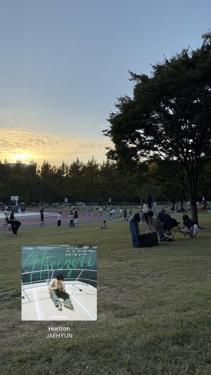 haemnue's tweet photo. 맨날 잔디밭으로 출퇴근 하고싶네…🤤 https://t.co/NRPDUHvTYa