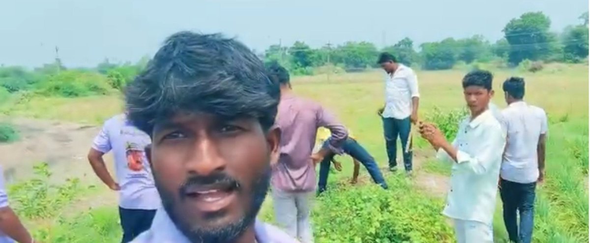kavitha_priyan's tweet photo. தருமபுரி மாவட்டம், அதகபாடி கிராமத்தில் உள்ள ஏரிக்கரையில் பனைவிதைகளை நட்டனர் மச்சான் ரமேஷ், சகோதரன் வெற்றிவேல் உள்ளிட்ட நாம் தமிழர் கட்சி சொந்தங்கள்! அனைவருக்கும் வாழ்த்துக்களும், பாராட்டுக்களும்! 💐 https://t.co/6KzUjIS2uV