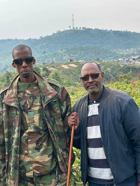 VanKatale's tweet photo. 🇨🇩RDC|DIALOGUE NATIONAL
Hon. @ilungaeric85 : le dialogue national doit servir la paix, la stabilité et la cohésion. Toute question liée à la force ou au renversement du pouvoir par les armes doit être examinée dans le respect de l’ordre constitutionnel. «Changeons de Constitution https://t.co/kjZjjEnZ0w