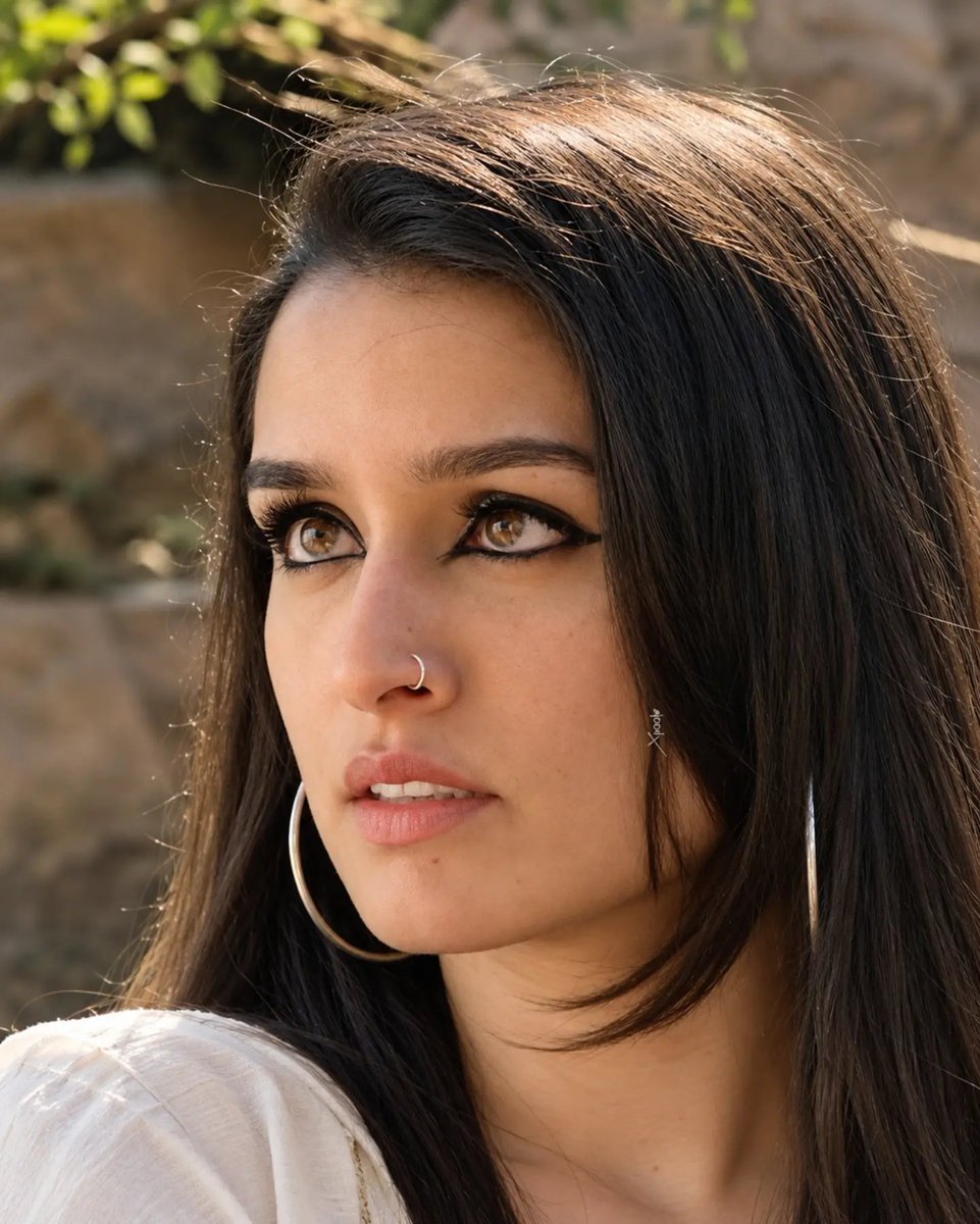 shraddhadailyx's tweet photo. Shraddha Kapoor ❤️‍🔥 https://t.co/Qz5cmtQSfm