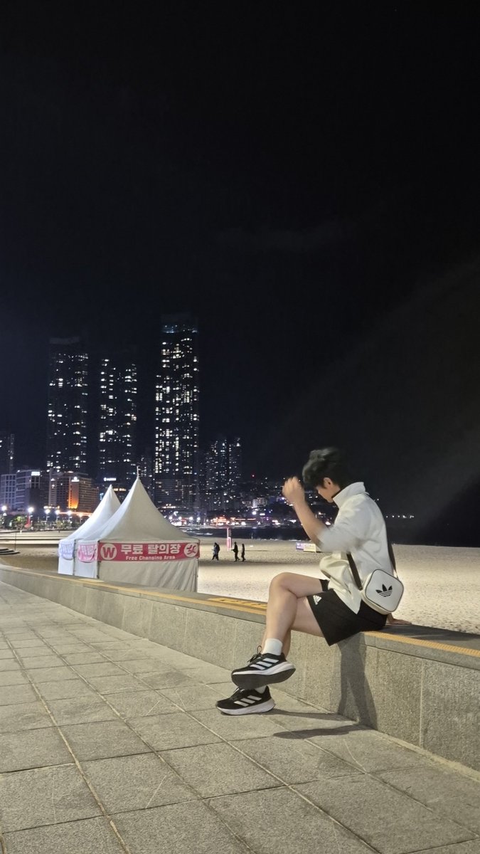 tanghururu87's tweet photo. 티친이랑 해운대 드라이브옴💙 https://t.co/YHi53mfarS
