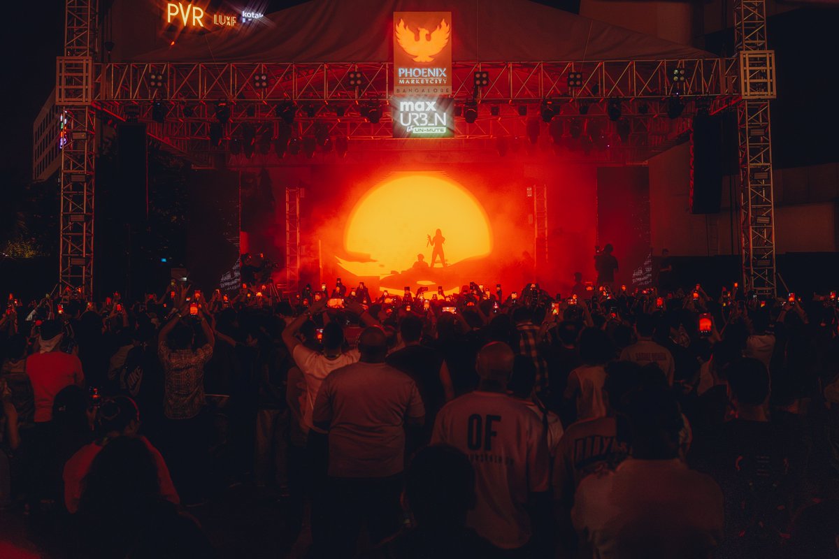 maxfashionindia's tweet photo. BANGALORE, YOU REALLY DID THAT. ๐ฅ
Last night was loud, and exactly how an UN-MUTE night should be with Reble, Rahul Dit-o, M.C Bijju
Three artists. One stage. Zero chill.
This was Max URB_N UN-MUTE.
โ#MaxFashion #MaxURBN #MaxURB_NUNMUTE #URB_NUNMUTE #IndiaGetsLoud https://t.co/E3tleTN2YJ
