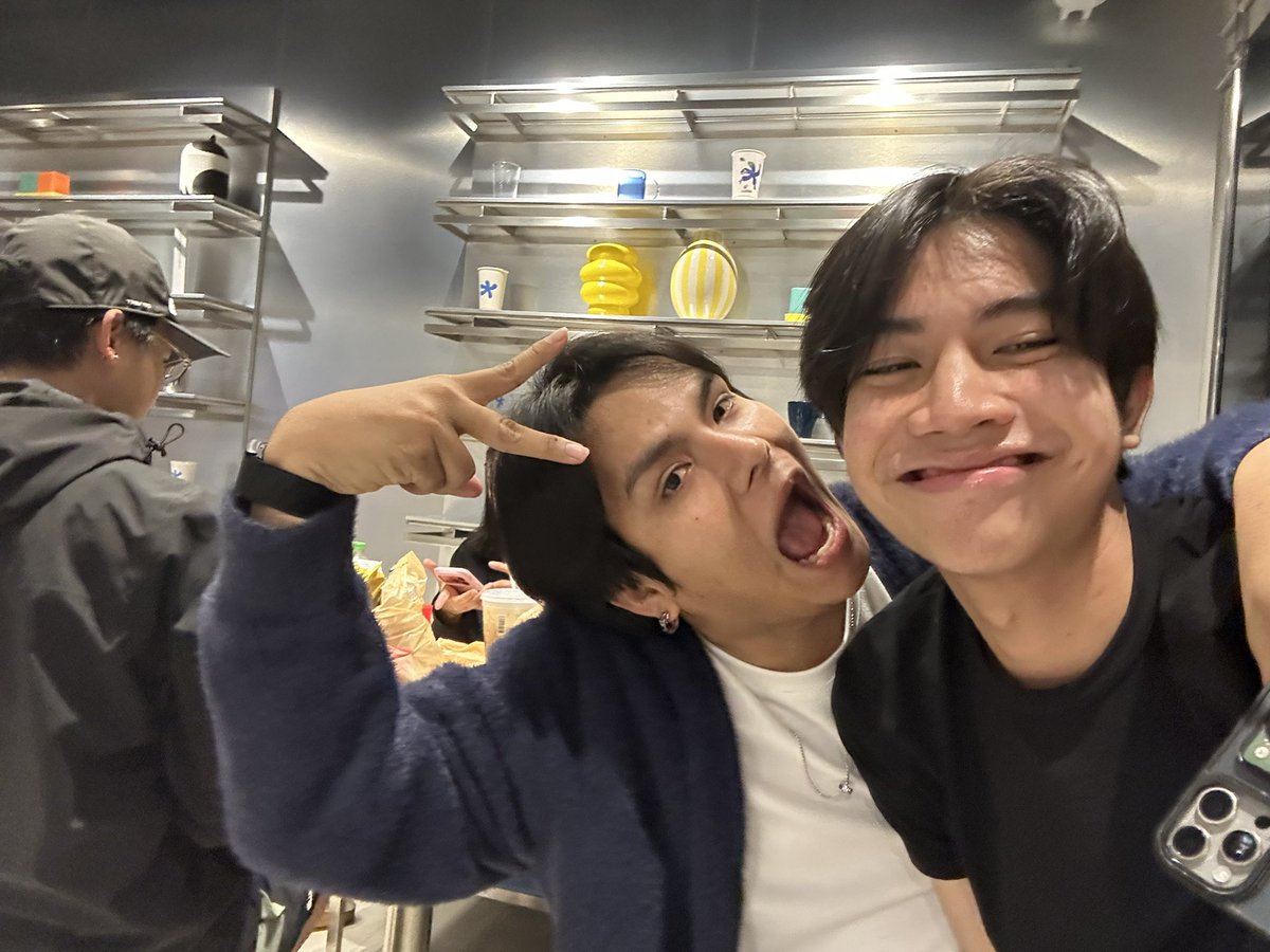VoskaKrin's tweet photo. รอดูกันอยู่มั้ยนะคับบบ

LOVEX3 A TURNING POINT 

#LOVEx3_EP8 https://t.co/NL5f94hs89