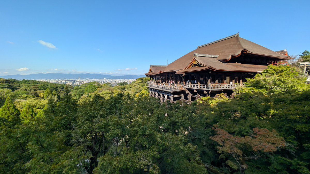 dtes95414's tweet photo. 09/19，這天是清水寺、La collina吃年輪蛋糕、佐根美術館（完全無藝術細胞，純粹走一遍）、跟新京極逛街 https://t.co/FwM1GR5thf