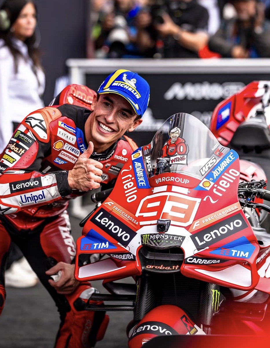 ducatiesp's tweet photo. ¡EL MAESTRO DE MOTEGI! 🪄

Doblete de @marcmarquez93🥇🏆

#JapaneseGP🇯🇵 https://t.co/msDQivQxsd