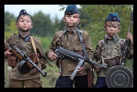 veraizmaylova41's tweet photo. БОЧКОВ: "И БУДУТ ОНИ ПРОКЛЯТЫ ДО ПЯТОГО КОЛЕНА" 

Путин не оставляет ни малейшего шанса ни детям, ни внукам. Думаю, правнукам тоже достанется

ЭТО - ФОТОГРАФИИ ИЗ РЕАЛЬНОГО НАСТЕННОГО КАЛЕНДАРЯ, это не ИИ. Не монтаж. Не антироссийская карикатура. Это настоящие живые дети. https://t.co/lwmIaLSlkF