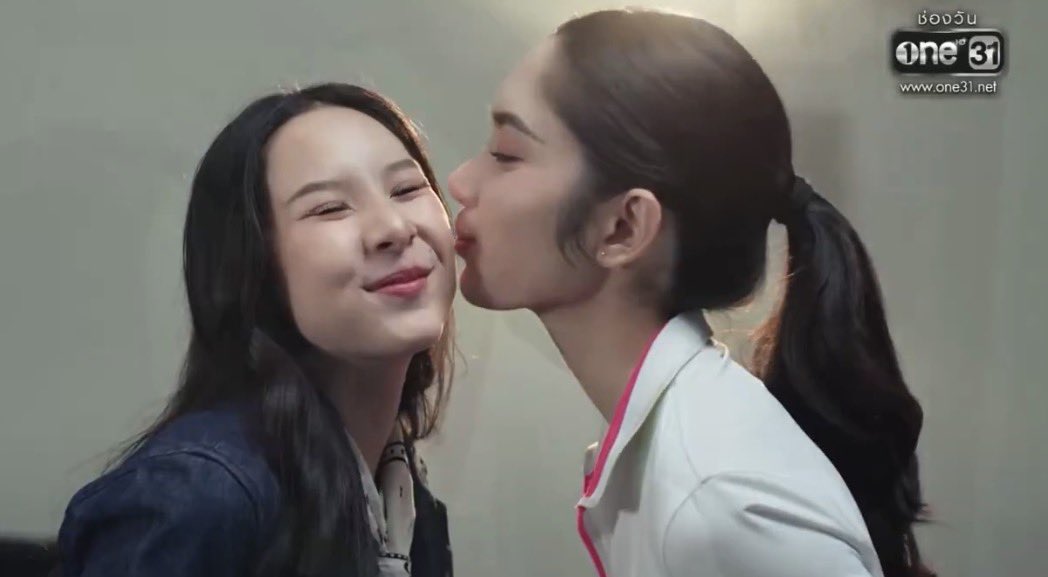 HYORI_V's tweet photo. ���อ๊ยยยยยย  เขินอะไรก่อนดี 🫣 

FAIRWAY OF LOVE EP5

#FairwayOfLoveEP5 https://t.co/n799nKb0Xw