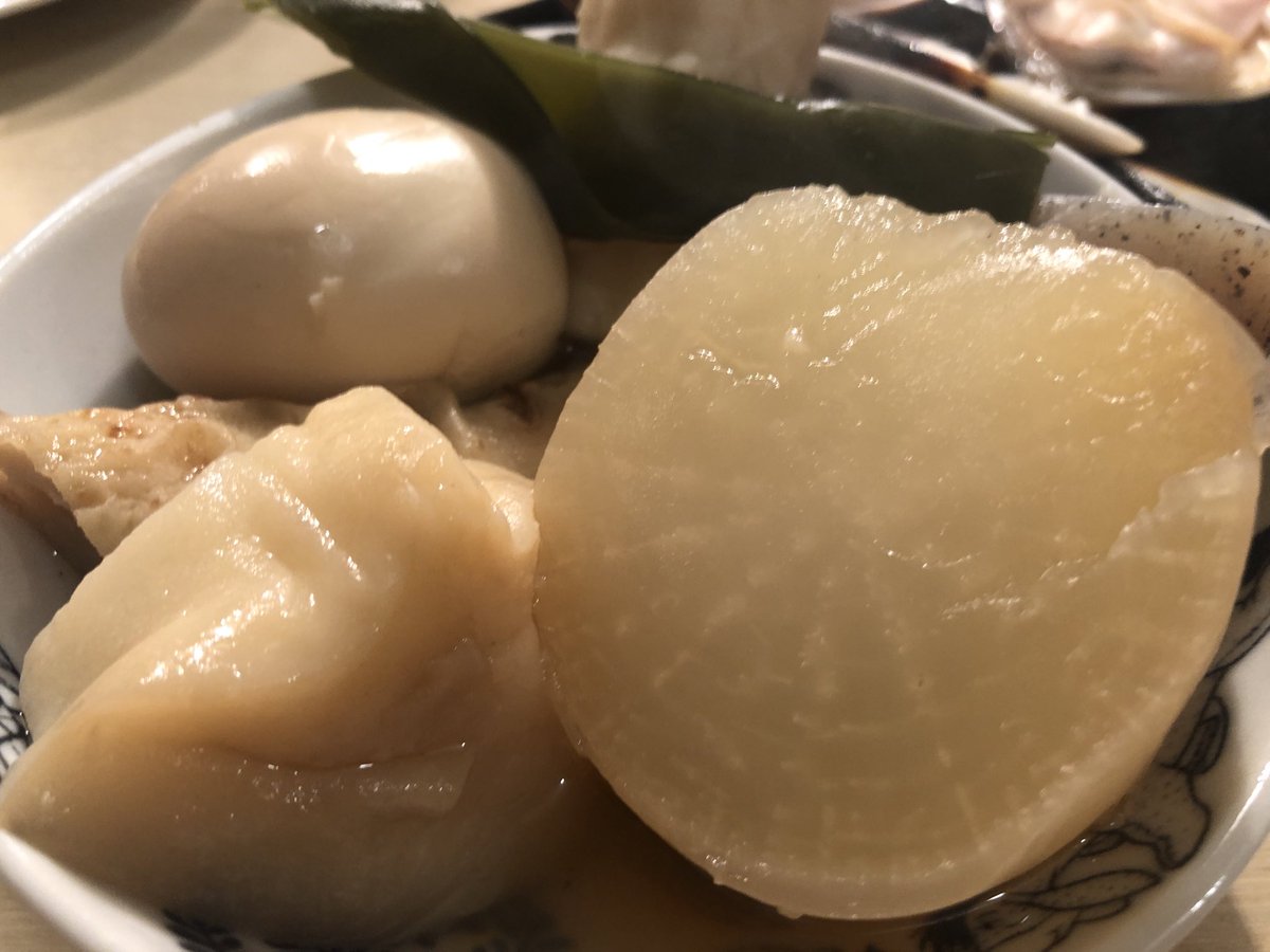 10yusuke23's tweet photo. おでん🍢出汁で蕎麦、千葉県産おつとめ蛤
#おでんの季節 #自炊 https://t.co/IHMsSOkJpA