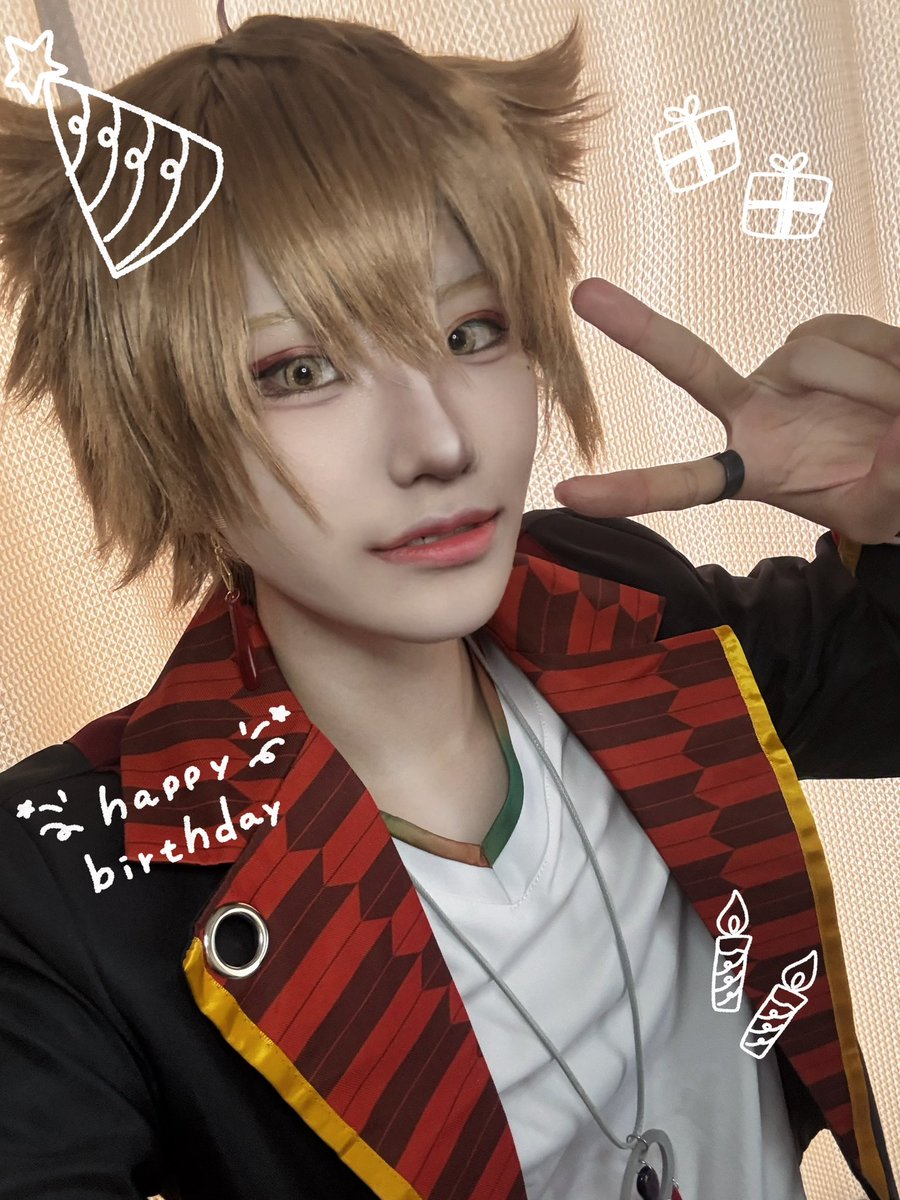 kon_cos10's tweet photo. - ̗̀  ʜᴀᴘᴘʏ ʙɪʀᴛʜᴅᴀʏ♡   ̖́-

10.5 🦊✌️ https://t.co/iO5FPh4YnL