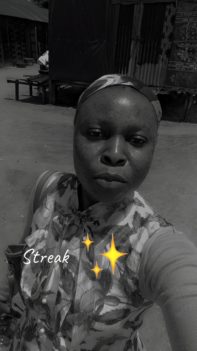 favournana3's tweet photo. Sunday blessings y'all 🥰 https://t.co/6B22NqbdEN