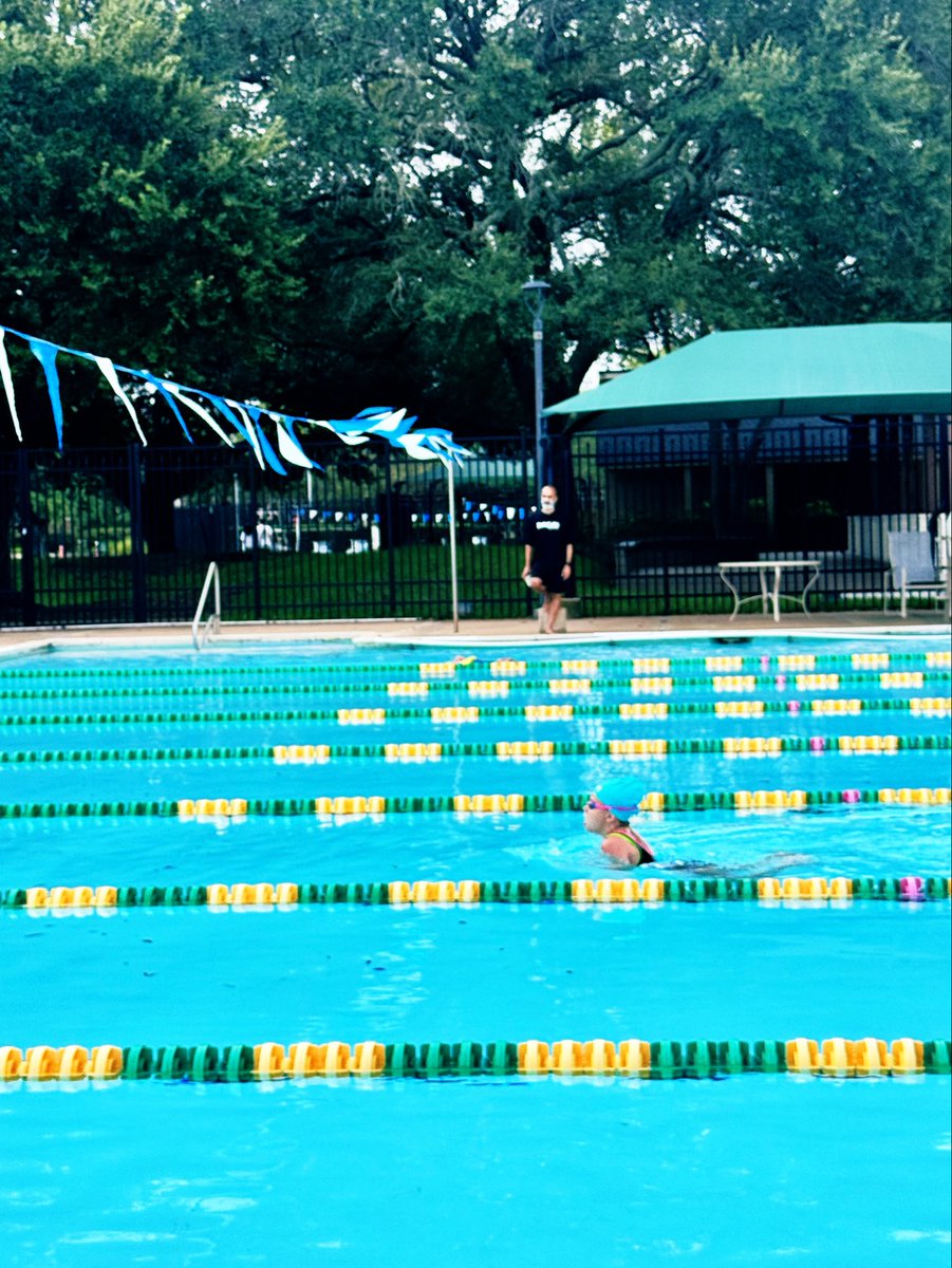 RoxanaCodes's tweet photo. Good morning! I got up kinda early for a Sunday and did some work before taking Lila to swim and being pressured into running another 5K. (Jk!) 😅 My fastest in a like a decade trying to get back in time to grab Lila from swim class. 🤣 
#fitdevs #spacedevs https://t.co/s6EHEahSh0