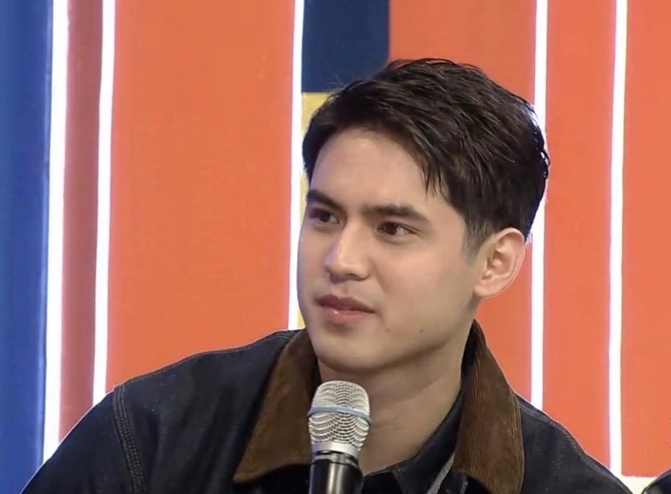 cathymb4life's tweet photo. @FamilioTrend @familioph Paambag po hehe

EMILIO ON GGV https://t.co/2MsPeNaCQM