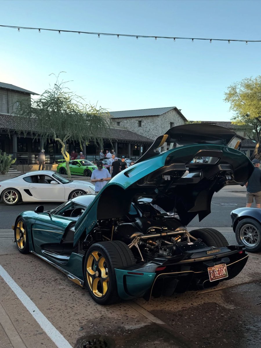 CarCultureCC's tweet photo. Koenigsegg Regera 🇸🇪 https://t.co/Hz75NXG13R