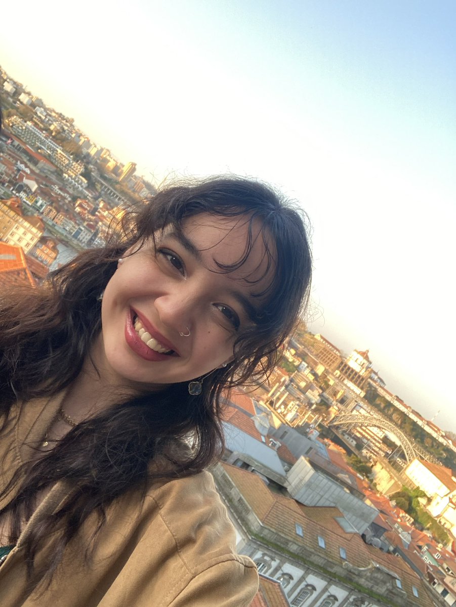 izzitrin's tweet photo. in lisbon, having something cool for lunch like a cigarette and then going to work for one half hour, two half hour https://t.co/ihdPzmAgPK