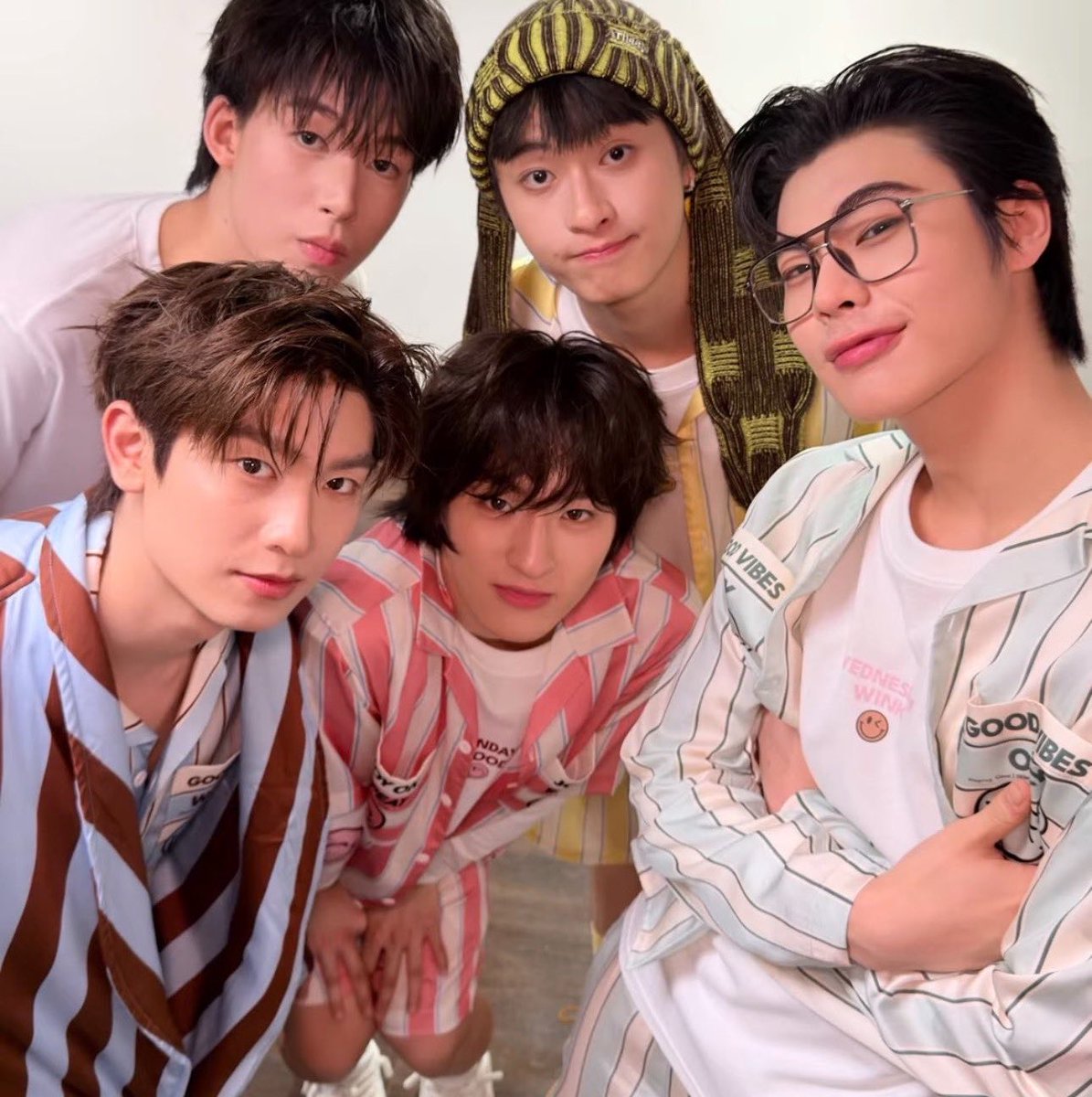 babiipofo's tweet photo. ฉายาซ้อใหญ่ ฮมบ ไม่ได้มาเล่น ๆ นะ มีเด็ก ฮมบ คนไหนไม่รู้จักก้องจิโร่บ้าง 🙂‍↔️☝🏻 * https://t.co/WnOr24HiN9