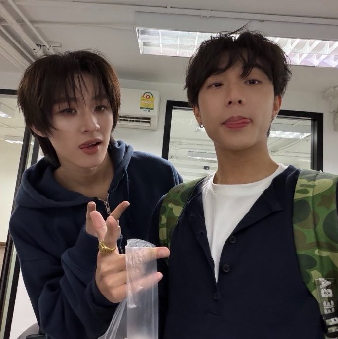 babiipofo's tweet photo. ฉายาซ้อใหญ่ ฮมบ ไม่ได้มาเล่น ๆ นะ มีเด็ก ฮมบ คนไหนไม่รู้จักก้องจิโร่บ้าง 🙂‍↔️☝🏻 * https://t.co/WnOr24HiN9