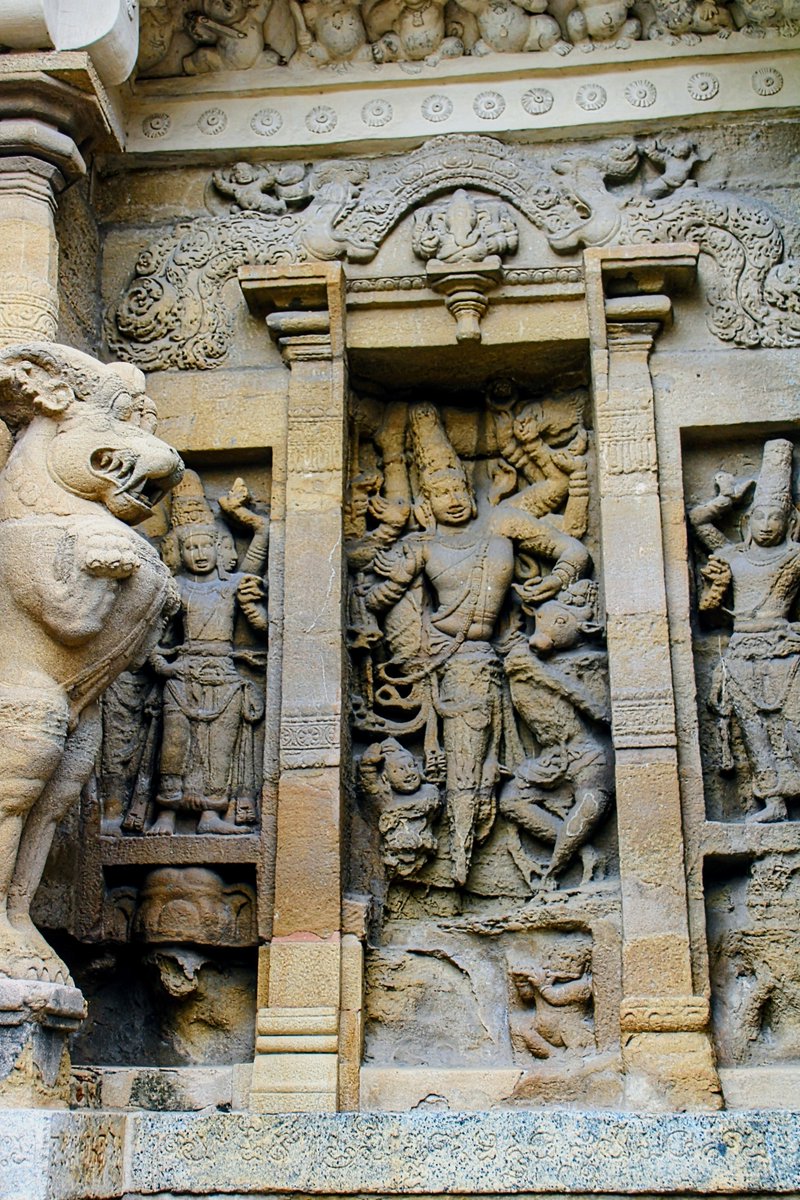anya_wanders's tweet photo. The Kailasanathar Temple in Kanchipuram, built by Pallava king Rajasimha around 700 CE, is among India’s oldest surviving structural temples.

Its exquisite sandstone sculptures, Shaiva imagery and ancient murals preserve the artistic brilliance and history of the Pallava era. https://t.co/srxHtGHw6a