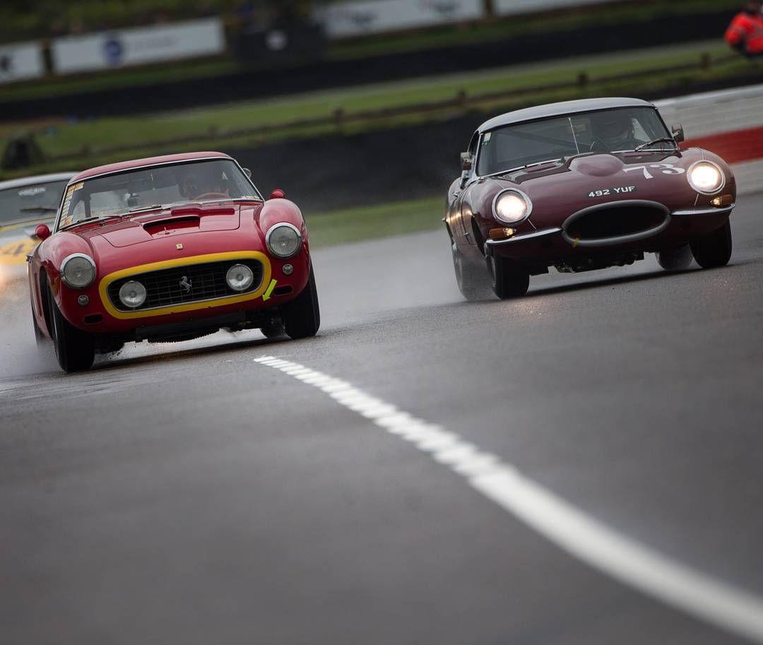 Lady330Boss's tweet photo. This is why we love classic cars. 🏁

The 2026 Goodwood Revival opened with the Stirling Moss Memorial Trophy, featuring legendary 1960s GTs including the Ferrari 250 GT SWB and Jaguar E-Type.

Pure racing history. ❤️

#Goodwood #ClassicCars #Ferrari #Jaguar https://t.co/7z0eM6GkUn