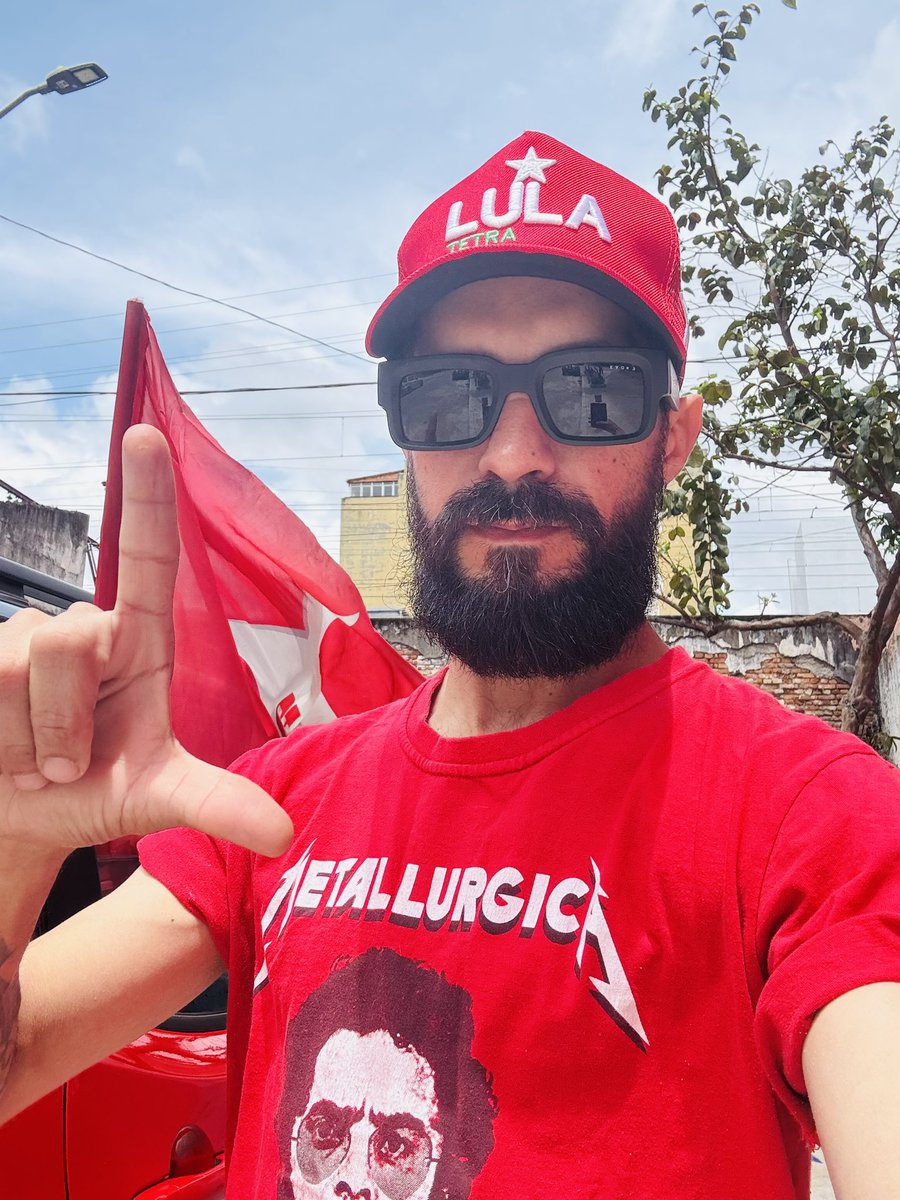 Edvp2011's tweet photo. @AlexNegrunes @LulaOficial @ptbrasil #borula https://t.co/xh6ZkeL8GR