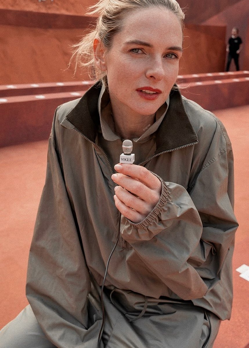 fergvsn's tweet photo. — rex looked so cutie during
her vogue interview today ♡⊹ ࣪ ˖ https://t.co/AuHVry5tC0