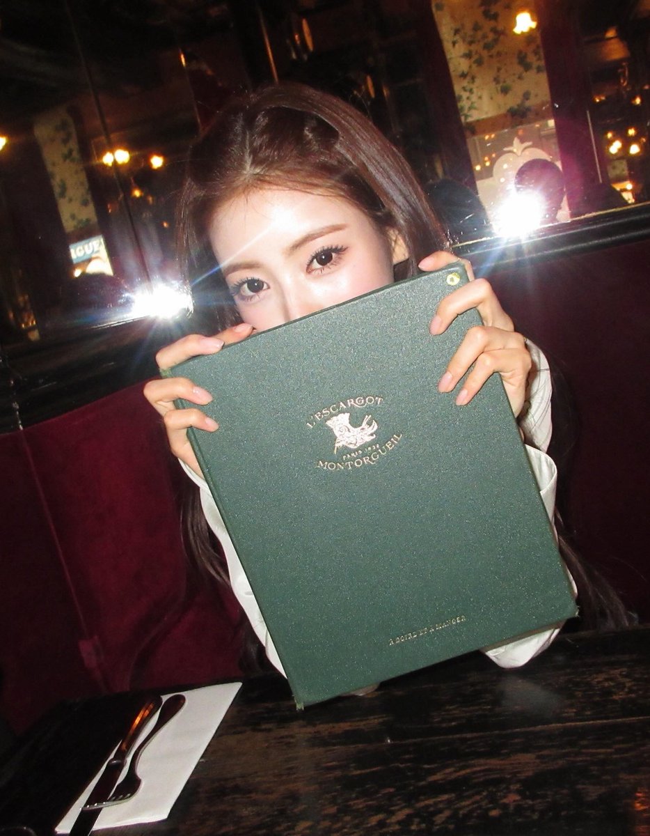 annarated's tweet photo. ANNA INSTAGRAM UPDATE https://t.co/UaIlJkUjk9