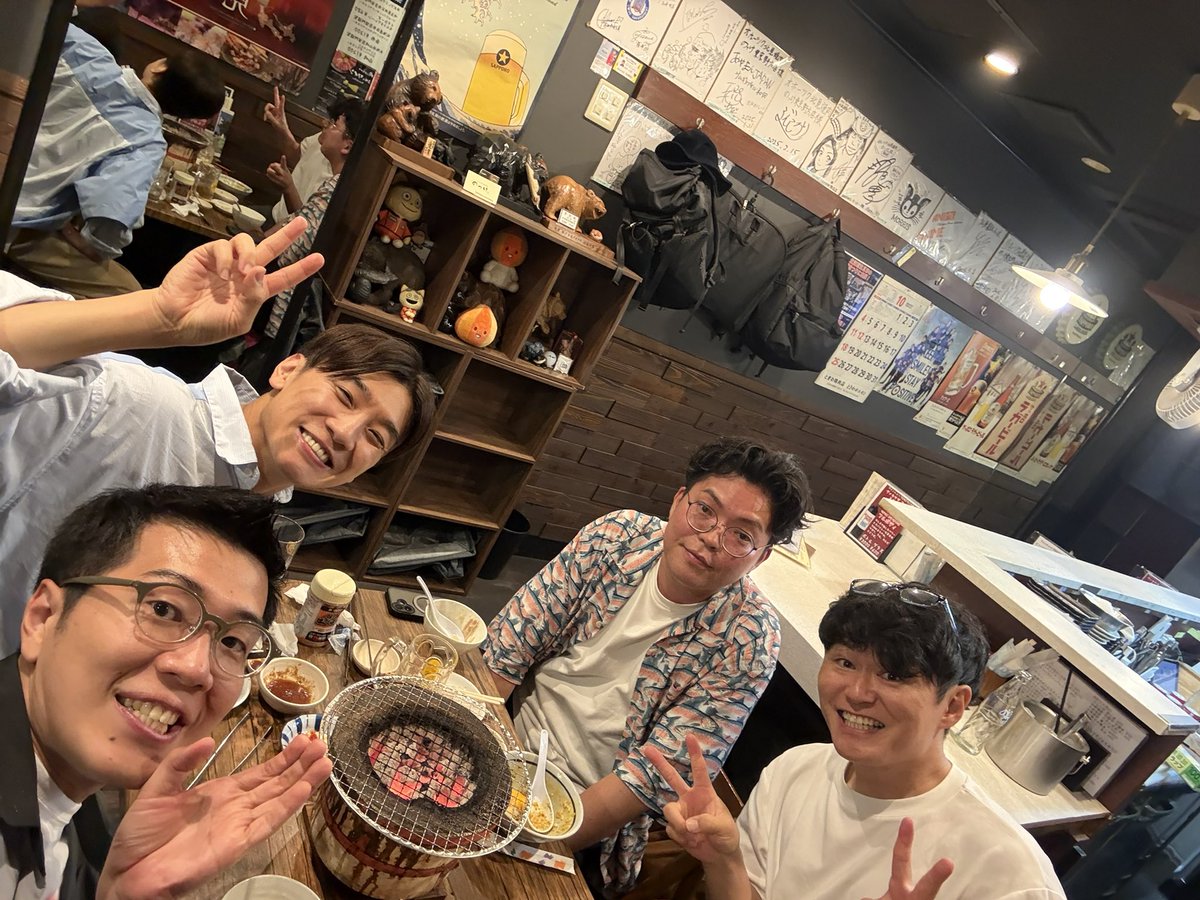 narahara_j's tweet photo. ヤレ次元でした！
第2回という事もありかなりいい感じのツーマン��イブになってきました😊
第3回は祇園。。。

まぁとにかくここまでやってる同期と何かするのは楽しいです‼️次は大阪でできたらと🚄

おいしすぎて肉ない📸 https://t.co/hKpat8ftmN