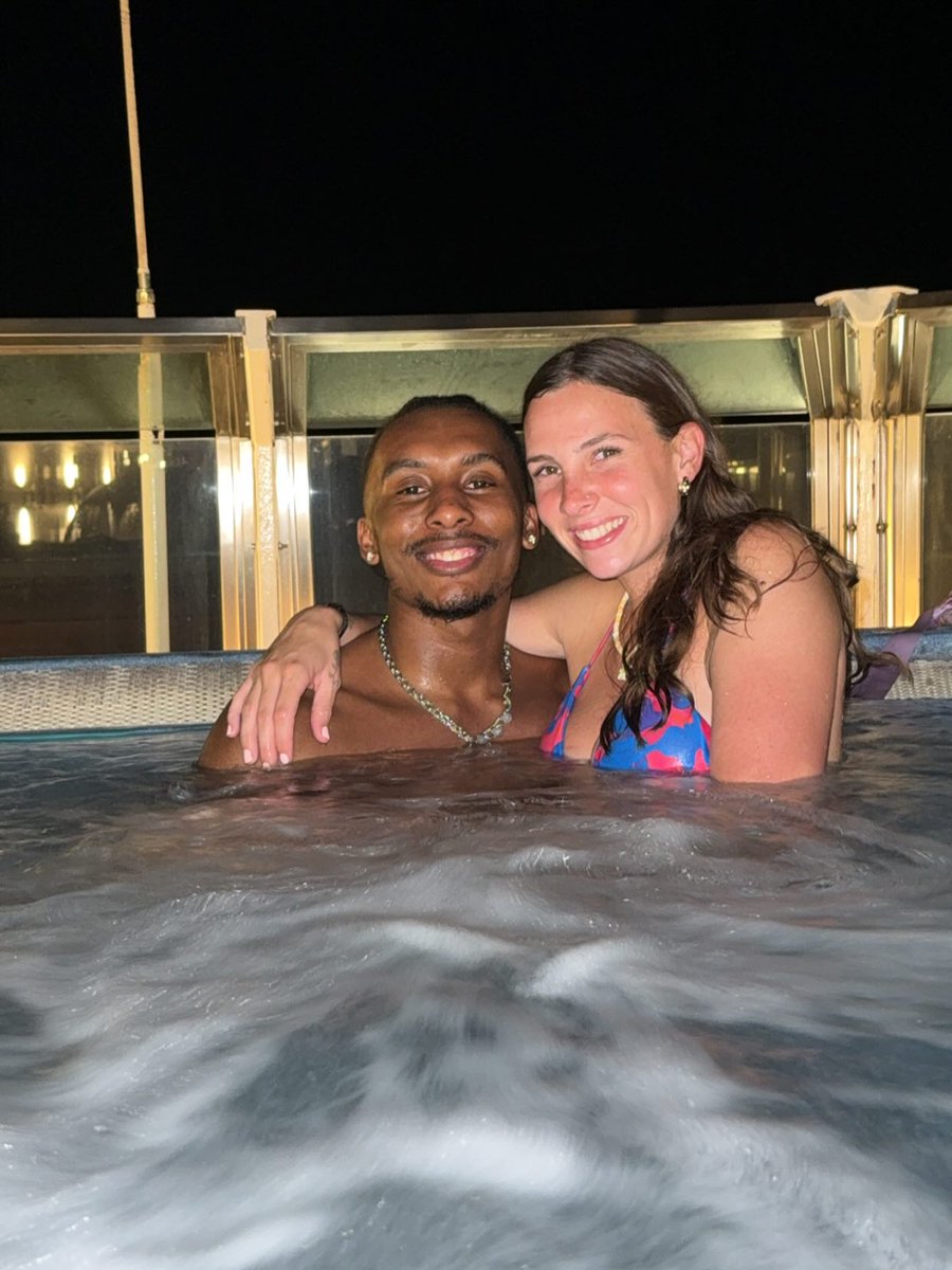SageHunt64853's tweet photo. #InterracialCouple #WWBM #WhiteWomanBlackMan #BlackManWhiteWoman #MixedCouple #InterracialLove #BNWO https://t.co/FYR3D7ktIw
