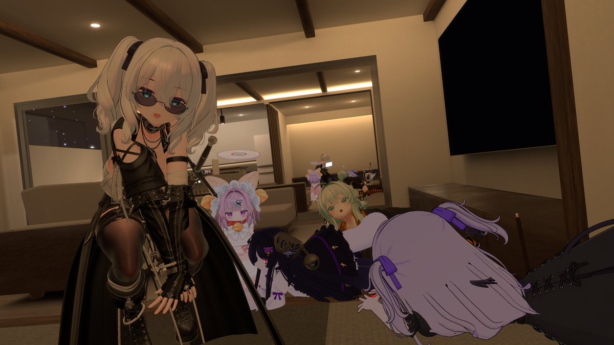 osu_neko's tweet photo. ミアさんとMKさんがまともに写ってる写真が無かった https://t.co/lV3aVuR0tq