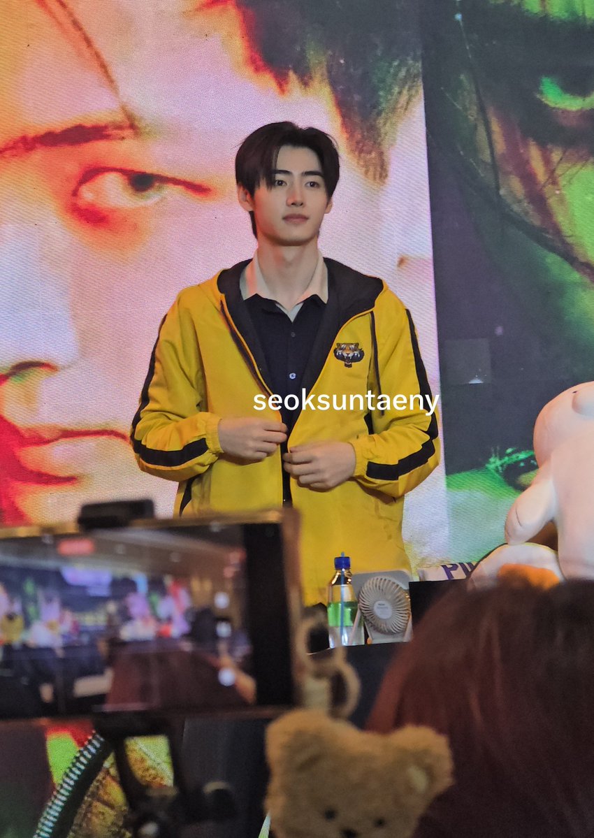 seoksuntaeny's tweet photo. GENESIS ALFONSO "SINGCO" COJUANGCO V

real life singco talaga siya 😭 sobrang bait, magalang, and pogi ni sunghoon. 

@sunoolangitka thank you for creating singco 🥰

😆55555

#SUNGHOON #성훈 https://t.co/TuLK90Th4v
