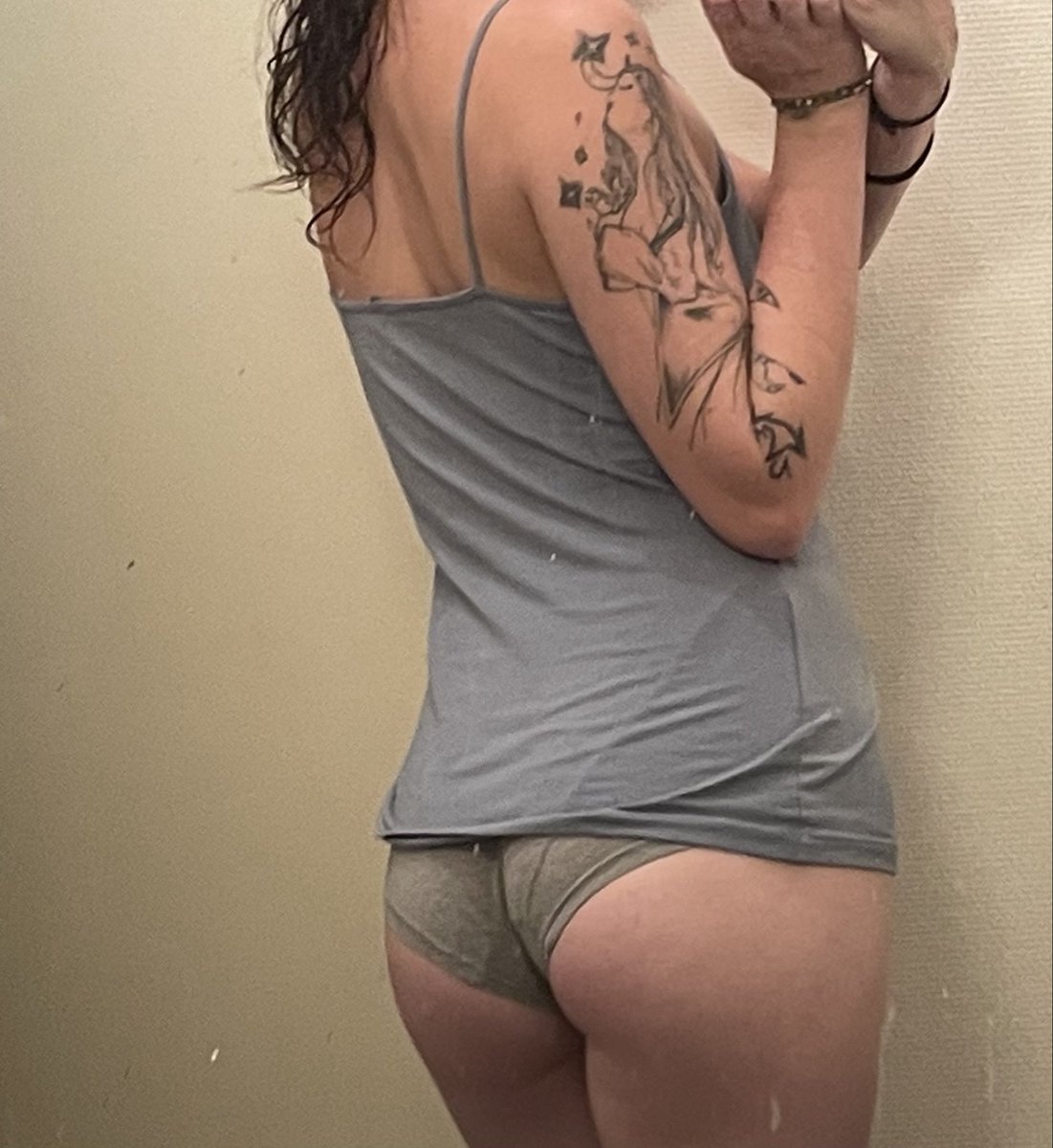 Nyxeclipse_69's tweet photo. #NSFW #porn #mym #solo #adult https://t.co/EYfgLJdhEV