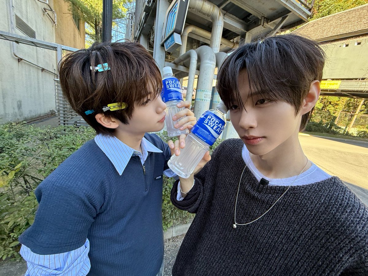 qscpxcd's tweet photo. 포카리젤리뽀💙💙💙💙 https://t.co/3YHiu5WyjM
