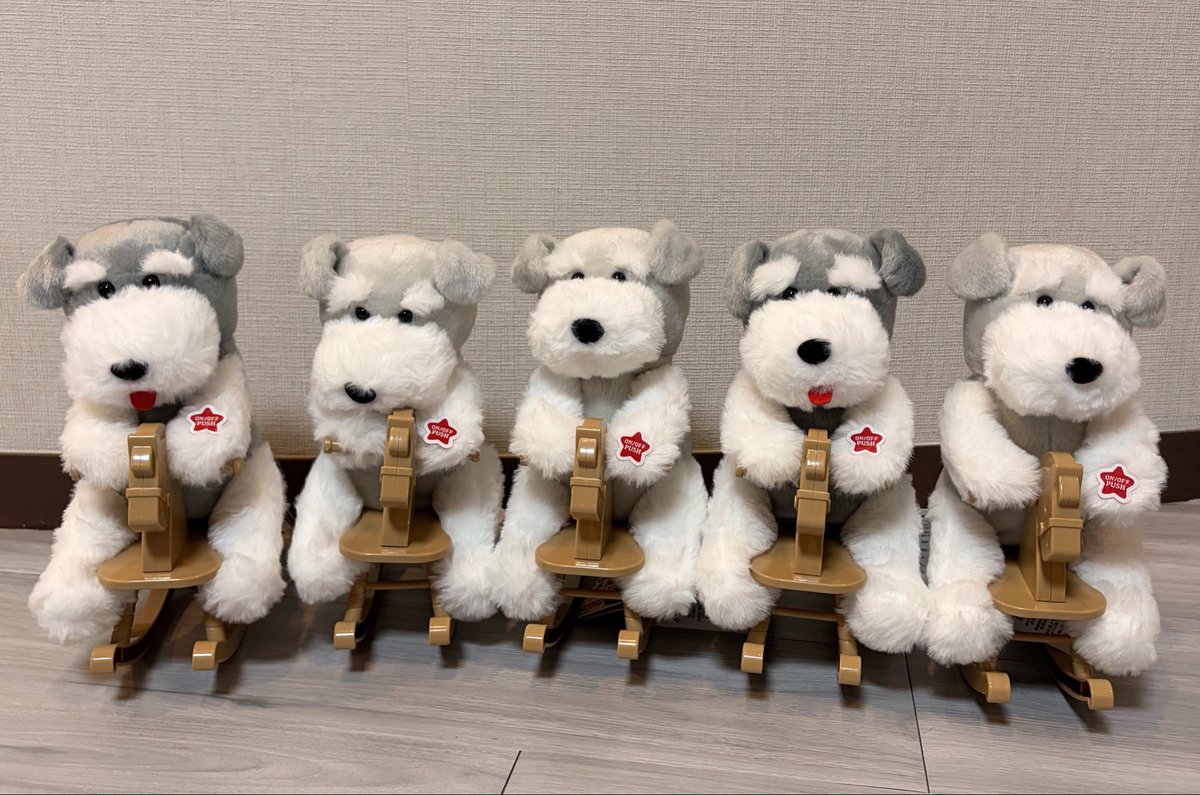 nodoguro53's tweet photo. この動画を見せたらお友達と母が欲しいって言うので乱獲してきた！１日1種類2個までだったので4個ゲッツ✿*.(❁′ᗨ‵❁)*✲ﾟ前1つ取った時は700円で取れて今日は1100円で4つゲッット💛
ちいかわグッズはとるの難すぎるから久々に簡単に取れて嬉しい笑 https://t.co/wc3WC1Rh53