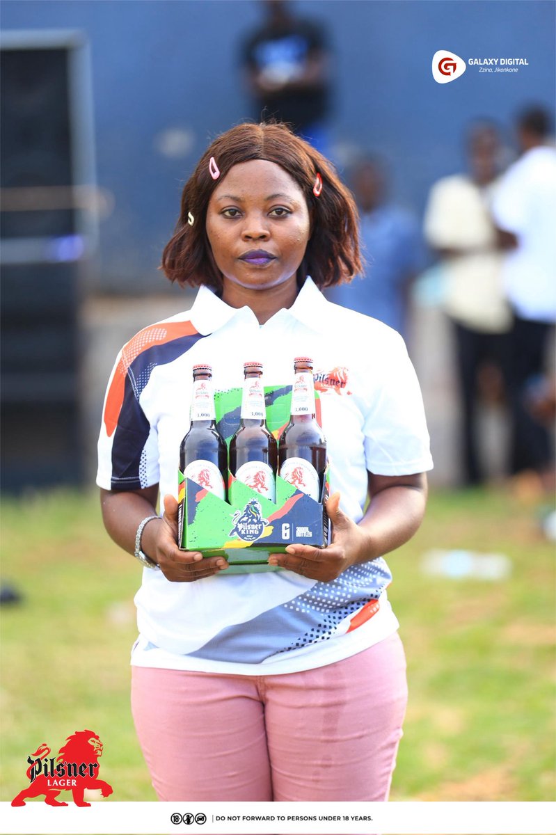 GalaxyFMUg's tweet photo. What’s a Galaxy football match without some Pilsner Lager? 

E Luzira Play Grounds kikute 🍺 

#GalaxyFMVsLuzira

#ZzinaLifeStyle | #ReachForMore | #StandTallStrideOn https://t.co/gwrWcY7dFD
