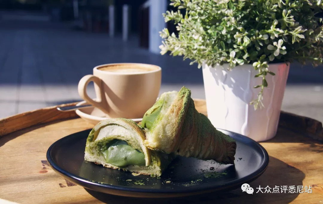 VellaEaglin's tweet photo. Just found out my partner left their half of matcha croissant on the counter—my lucky day https://t.co/6dZjRb5DUC