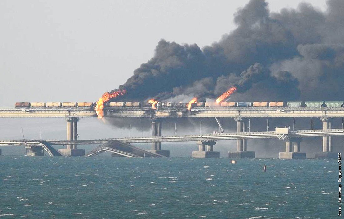 Ivan1999590's tweet photo. @ashley_duffany This is terrorism.The Crimean Bridge after a terrorist attack by Ukraine https://t.co/TyfZBj8tak
