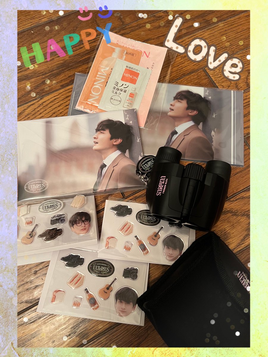 ahykyr36's tweet photo. 小関くんのグッズセンス相変わらず素敵すぎ！
前回ランダムあんまり混ざってなくて残念だったから自分で選ぶようにしてくれて有り難かった😭
まぁそれでも被ったけど笑
推シールかわいいから良し✌️
双眼鏡は新調したかったから嬉しいし大切に使う！
ミノン様も毎回ありがとうございます☺️
#ULTERIUS https://t.co/9EkJlxeTP7