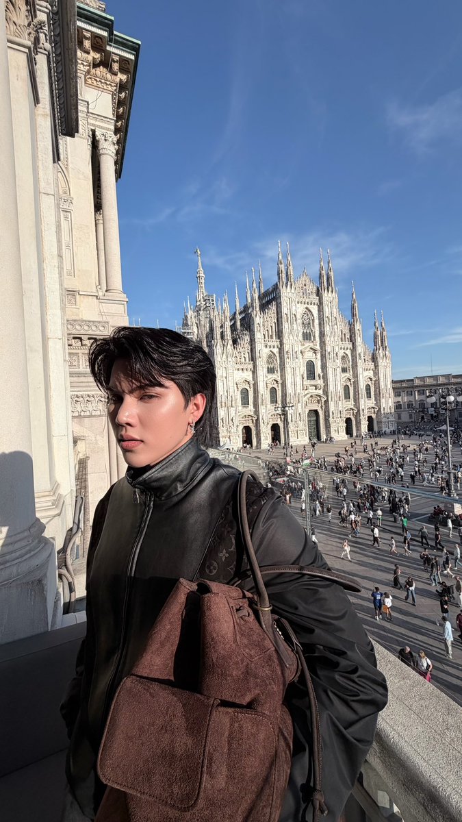 fort_fts's tweet photo. Hi Milan 🇮🇹🖤

#FortFTS #ComeFortZon #BabyFeat https://t.co/BBKdXiSSC5