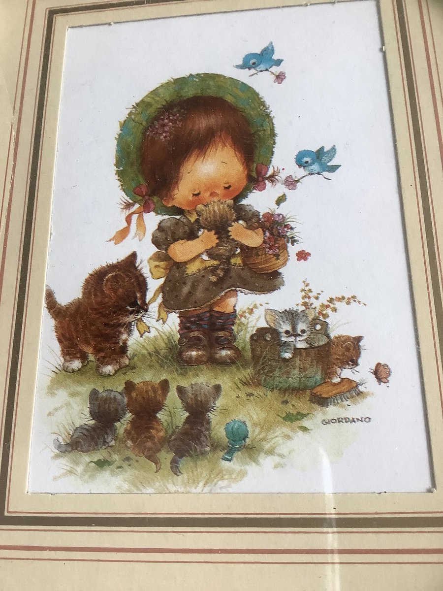 WatsonsVintage's tweet photo. Such a fun RARE ORIGINAL Vintage #WallHanging Circa 1970s Framed Giordano Print featuring an ADORABLE Girl, Bluebirds and Kittens Design - Kitsch Wall Hanging - 1970s Decor https://t.co/9aSha9Okfw via @Etsy #Vintage #70sArt #70sWallHanging #kitsch #70sRetro #Giordano #Kittens https://t.co/1i7hPZxa8t