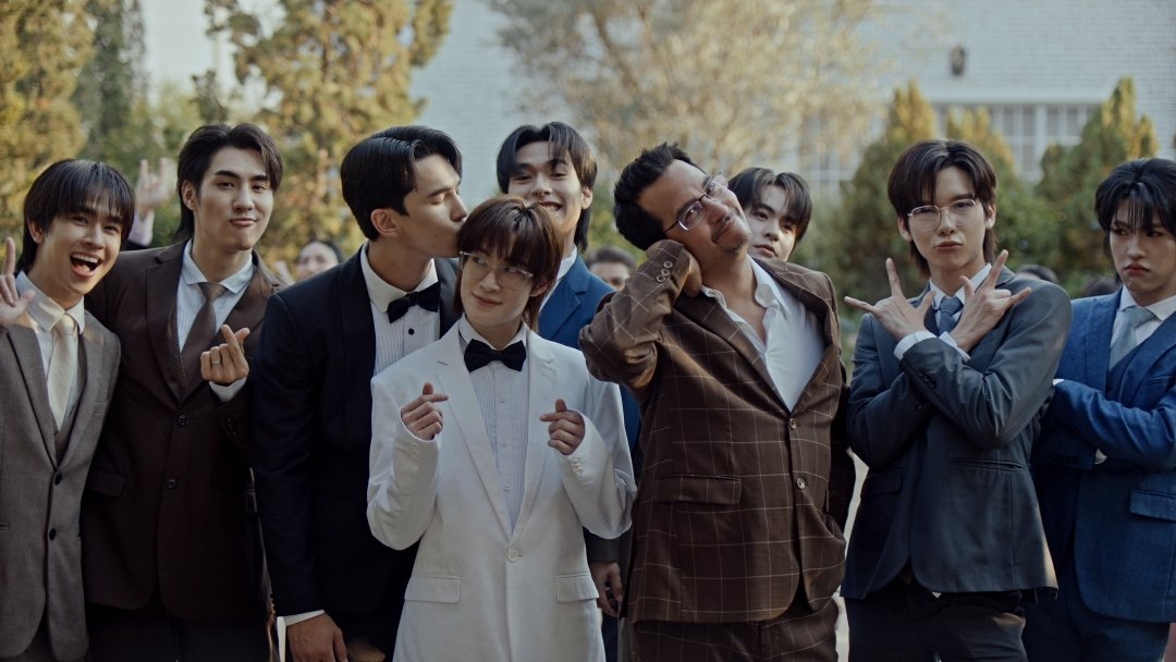 YourThirdSeries's tweet photo. ยินดีต้อนรับน้องแจมสู่ ADISUAN’S FAMILY อย่างเป็นทางการครับ 🌳🍊

YOUR THIRD SERIES EP11

#ที่สามของเธอEP11 https://t.co/VNkmfiYwxS