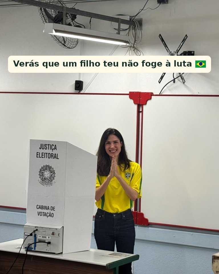 marinahelenabr's tweet photo. Estamos nessa luta pelo 🇧🇷 https://t.co/r6NGfobgDX