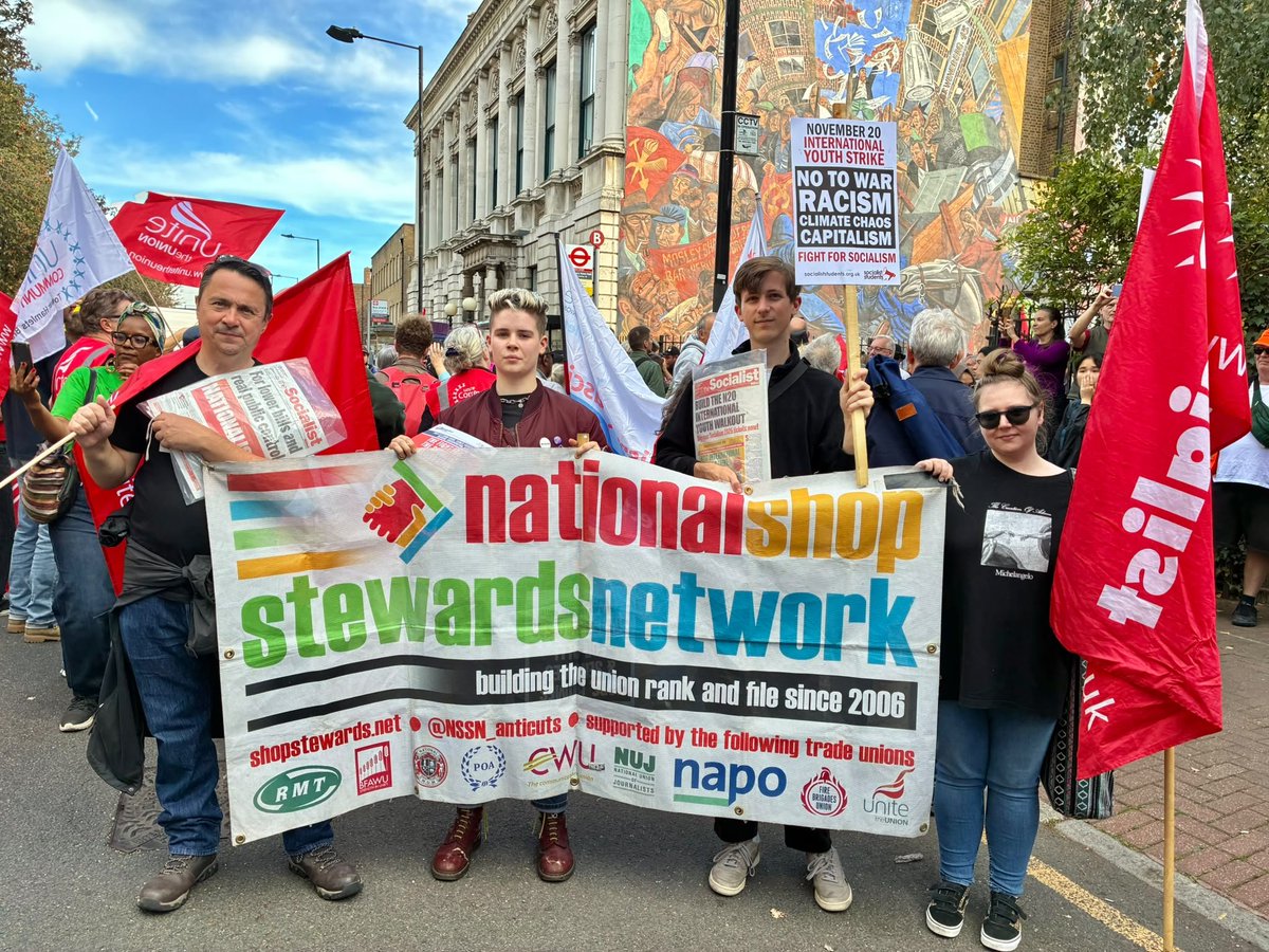 NSSN_AntiCuts's tweet photo. #NSSN on the #CableSt90 demo today to celebrate the 90th anniversary of when fascists defeated by working-class resistance in the East End of #London 

Workers unity NOT division 

Jobs, homes and services NOT racism 

1936-2026: the workers united will never be defeated ✊🏿✊🏽✊️ https://t.co/MXPKlUOo2l