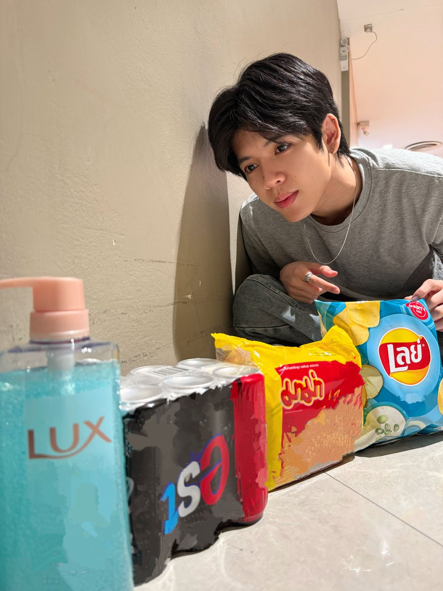 NexT1DEofficial's tweet photo. อยากบอกกับ Ohna ว่า #NexT1DE #ohna #DORN https://t.co/2iJ1xvfAwA
