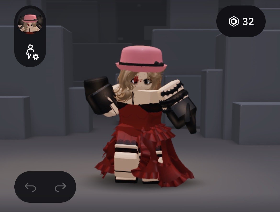 occult_bug's tweet photo. How many pokepasta roblox avatars do I want? As many as I can obtain

#pokepasta #cabinetofnovelties #hypnoslullaby https://t.co/ZP7T9Hd9Ul