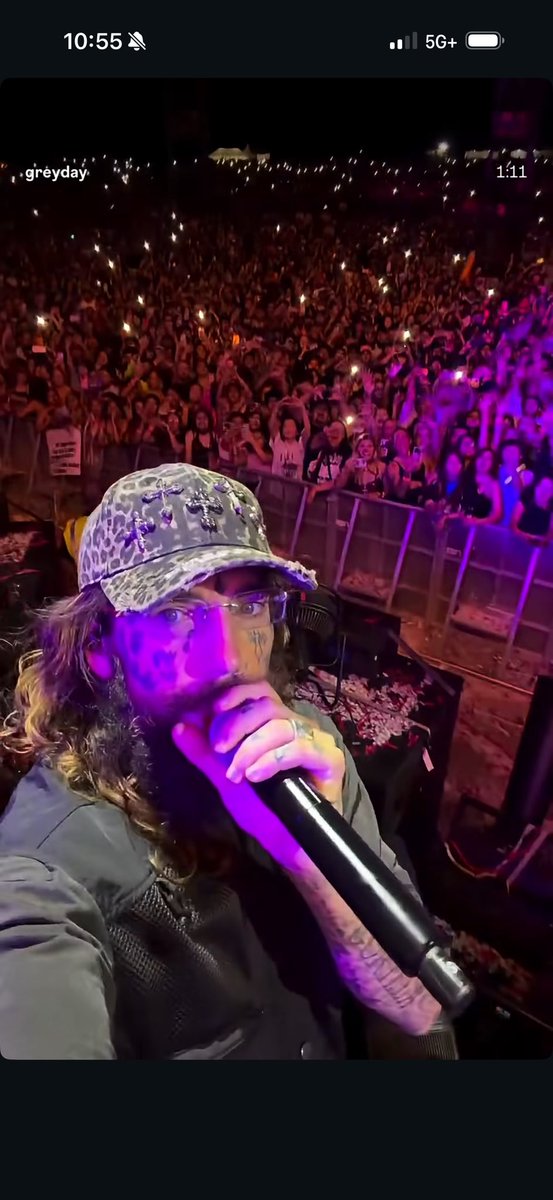 emakayramirez's tweet photo. @SuicideChrist is this hat staff??? i’m gonna need to purchase immediately when it drops https://t.co/L513repKyh