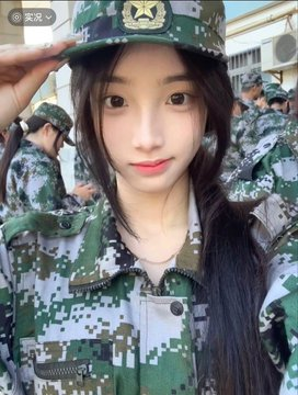 avg_alyffe's tweet photo. 现在23；56  继续来       

想发点照片  有人锐评女大福照吗  

直接给不墨迹  没有🚪 https://t.co/8wUMYhAcIm